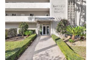 3601 Ne 170th St 301 - Dock Included, North Miami Beach 3601 Ne 170th St 301 - Dock Included, North Miami Beach