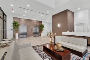 7751 Nw 107th Ave 518, Doral