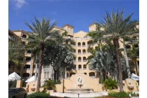 3001 Ne 185th St 119, Aventura