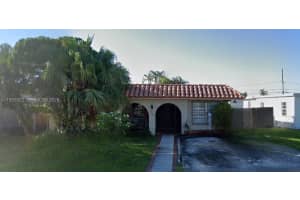 350 W 34th St, Hialeah