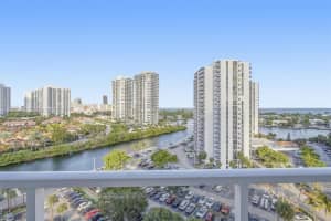 801 Brickell Key Blvd 1404, Miami