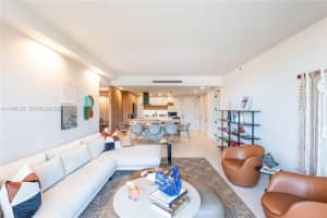 251 Crandon Blvd 306, Key Biscayne