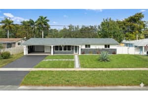 5341 Sw 1st St, Plantation