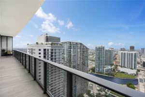 45 Sw 9th St Lph-4609, Miami