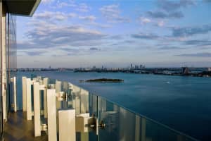 700 Ne 26th Ter 2404, Miami