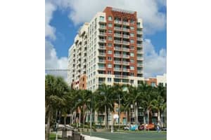 2000 N Bayshore Dr 801, Miami