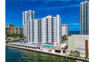 3000 S Ocean Dr 116, Hollywood