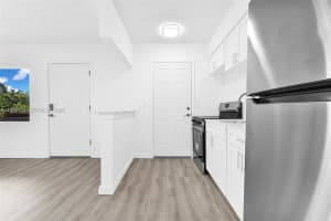 13210 Memorial Hwy 216, North Miami