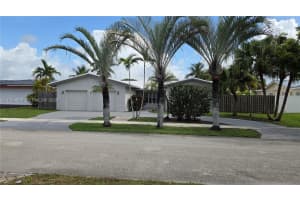 1245 Coral Ln, Hollywood