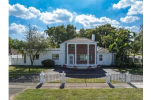 520 Morningside Dr, Miami Springs