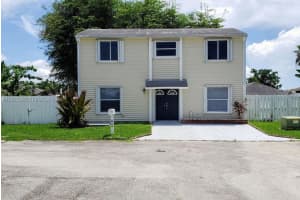 854 Sw 8th Pl, Florida City