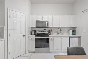 1940 Se 24th Ter, Homestead