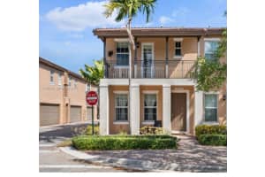 14602 Sw 11th St 14602, Pembroke Pines