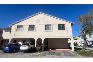 1465 Sw 122nd Ave 1-19, Miami