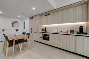 225 N Miami Ave 1707, Miami 225 N Miami Ave 1707, Miami