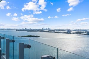 700 Ne 26th Terrace 2904, Miami