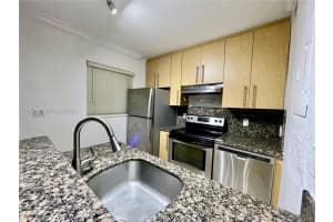 811 Ne 14th Pl 4, Fort Lauderdale