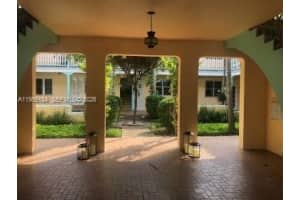 736 13th St 202, Miami Beach