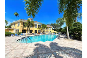 5050 Fairways Cir E208, Vero Beach