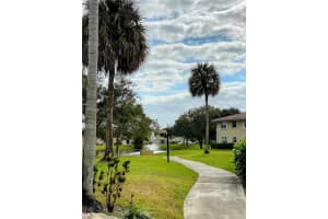 900 Twin Lakes Dr 8-a, Coral Springs 900 Twin Lakes Dr 8-a, Coral Springs