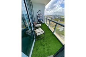 601 Ne 36th St 1305, Miami