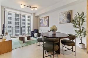 11 Ne 6 1513, Miami 11 Ne 6 1513, Miami