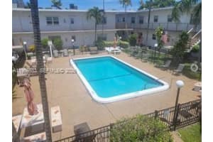 2240 Johnson St 204, Hollywood