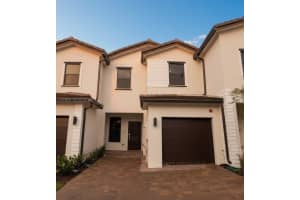 15955 Sw 2nd St, Pembroke Pines