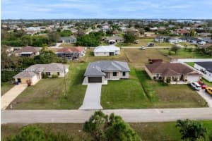 910 Atherton Ave, Lehigh Acres