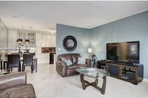 221 Se 9th Ave 112, Pompano Beach