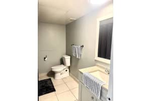 5440 Sw 38th Ct, West Park