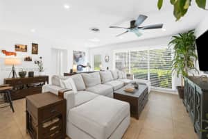 1639 Ne 27th Dr, Wilton Manors