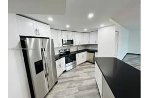 800 Parkview Dr 612, Hallandale Beach 800 Parkview Dr 612, Hallandale Beach