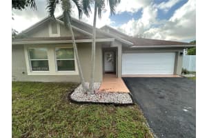 18730 Nw 77th Ct 18730, Hialeah