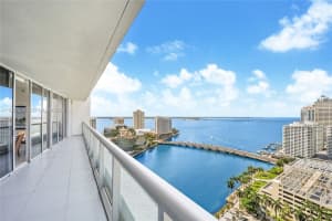 495 Brickell Ave 2303, Miami