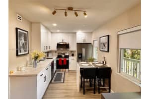 1423 Holly Heights Dr 19, Fort Lauderdale