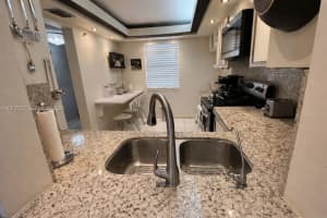 3910 Inverrary Blvd 603-b, Lauderhill