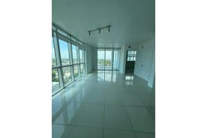 1871 Nw S River Dr 1503, Miami