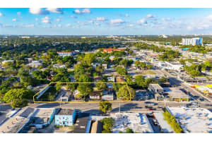 727 Nw 29th St, Miami