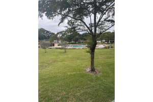 200 Sw 132nd Way 207l, Pembroke Pines