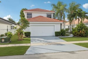 1378 Sw 180th Ave, Pembroke Pines
