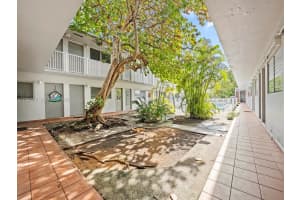 6801 N Kendall Dr 0, Pinecrest