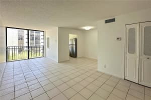 16919 N Bay Rd 617, Sunny Isles Beach