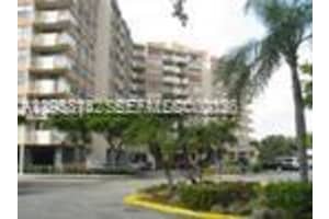 1200 Ne Miami Gardens Dr 315w, Miami