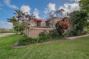 4240 Village Dr B, Delray Beach