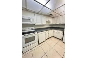 1805 Sans Souci Blvd 420, North Miami