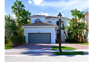 1675 Ne 196th St, Miami