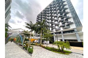 5252 Nw 85th Ave 904, Doral