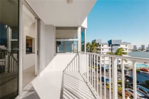 16565 Ne 26th Ave 5i, North Miami Beach