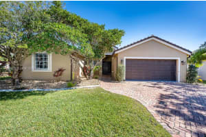 405 Sw 198th Ter, Pembroke Pines